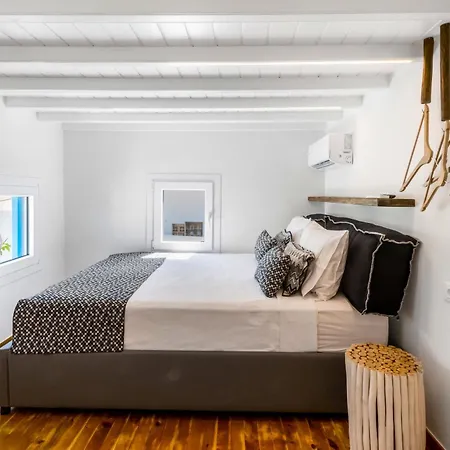 Panda Blue&white Downtown *