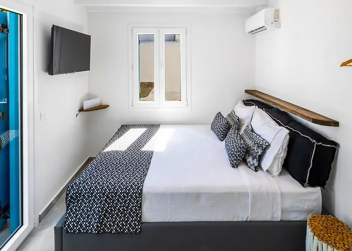 Panda Blue&white Downtown *